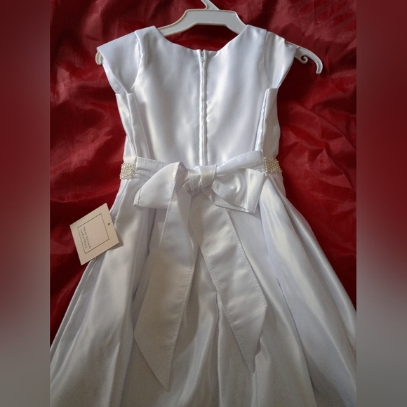 Dresses Sz 6 Girls White Pleated Satin Pocketed - Picture 10 of 16